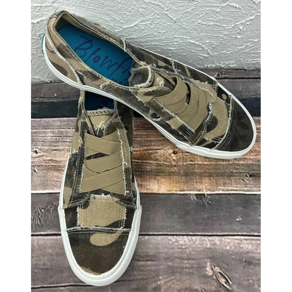 Blowfish Malibu Camo Canvas Slip On Sneakers Distressed Camouflage